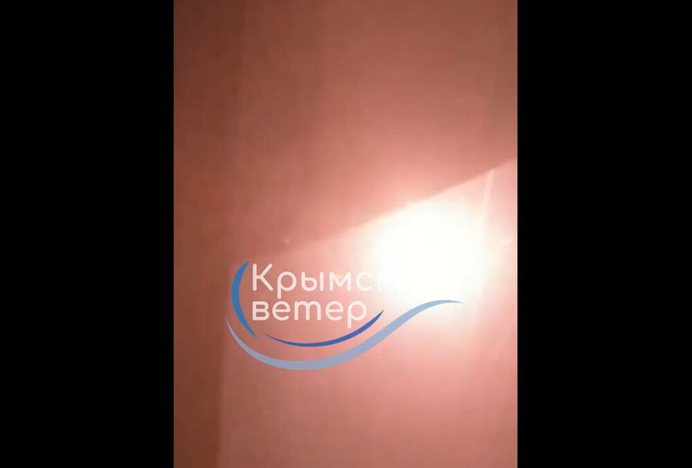 Взрывы в Крыму: есть информация о прилете в районе судоремонтного завода и пожаре на позициях ПВО Взрывы в Крыму: есть информация о прилете в районе судоремонтного завода и пожаре на позициях ПВО
