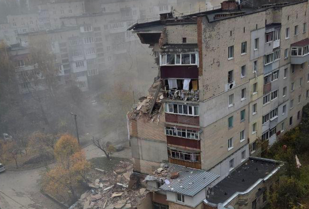 Взрыв в многоэтажке в Хмельницком, предварительно, произошел из-за утечки газа