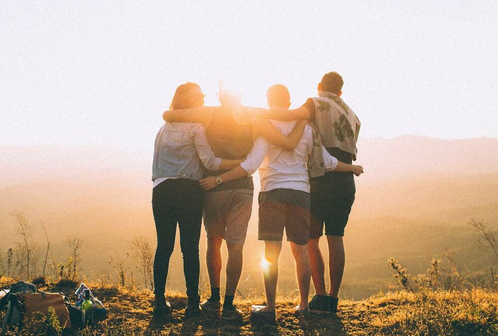 День друзей: самые известные звездные товарищи