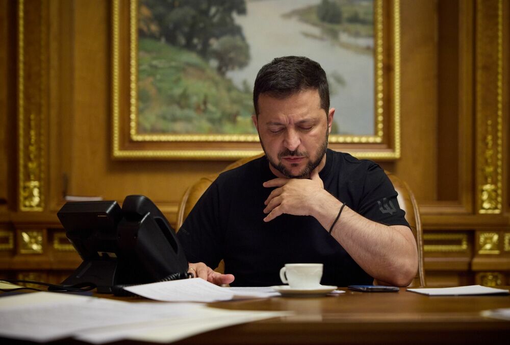 Зеленський відповів, чому контрнаступ почався пізніше запланованого