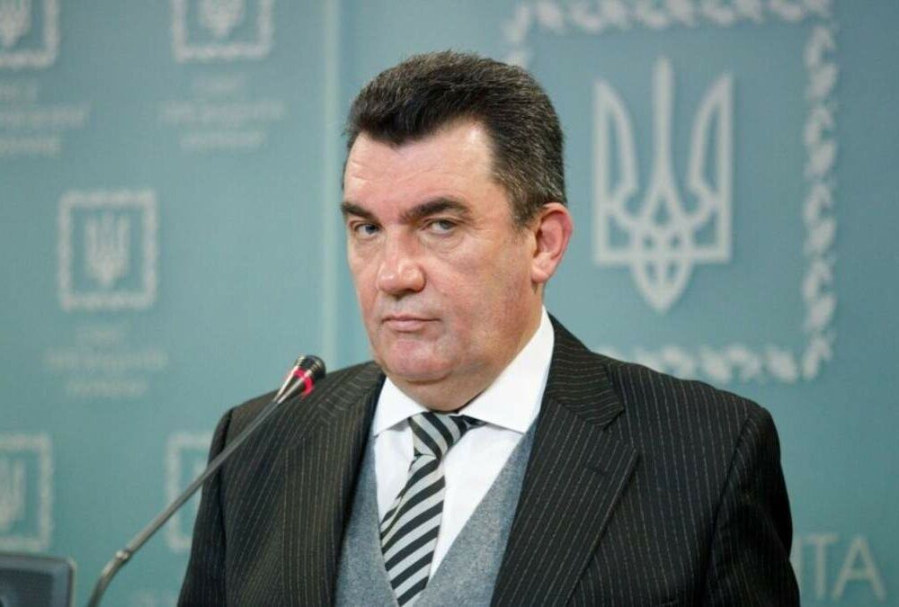  В Украине должна быть создана жесткая президентская республика – Данилов  