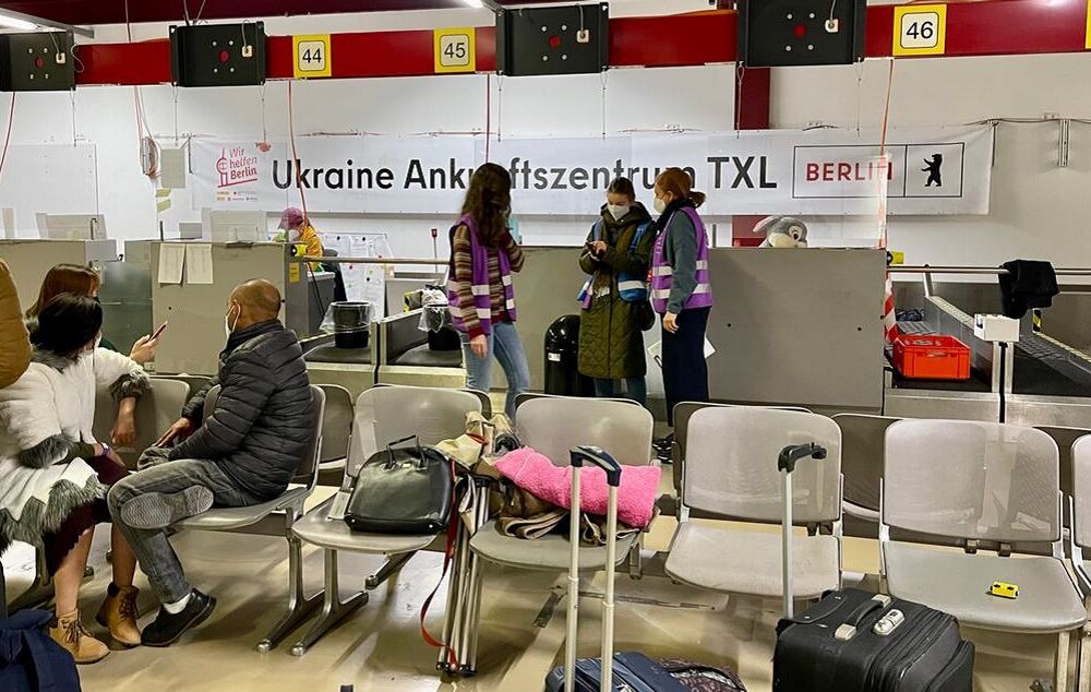 В канун курортного сезона из отелей Берлина началось массовое выселение украинских беженцев