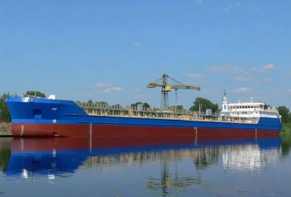 В результате атаки БПЛА в Керченском проливе поврежден российский танкер-химовоз SIG