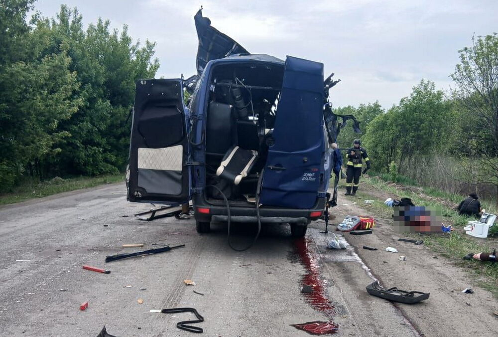 Серед загиблих в евакуаційному автобусі, по якому вдарили росіяни, є ціла родина