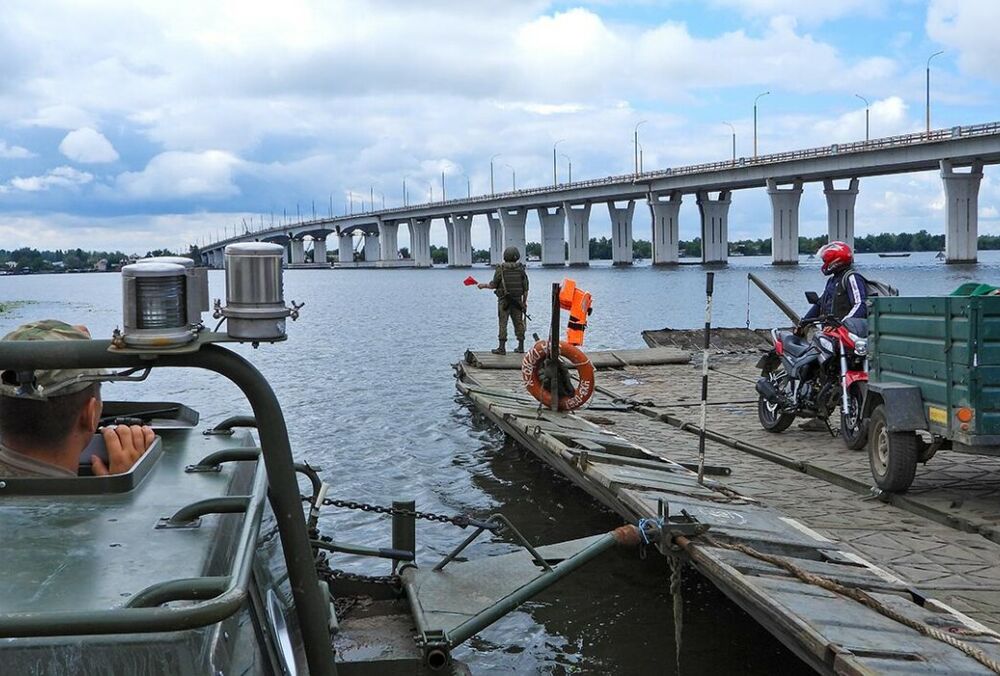  Херсонський журналіст розповів про гірку правду про ситуацію з Антонівським мостом