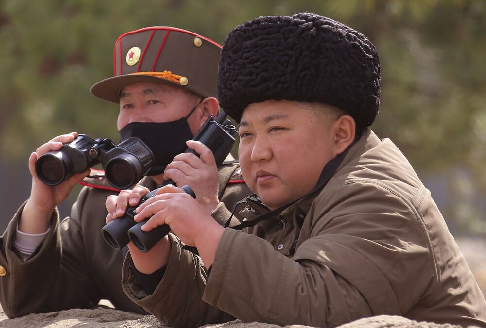 Северная Корея отправила в Россию еще 3 тысячи военных, баллистические ракеты и гаубицы