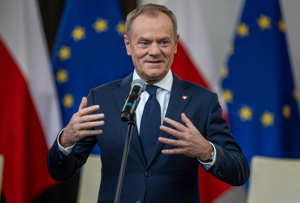 Польша может временно перекрыть двустороннюю торговлю с Украиной