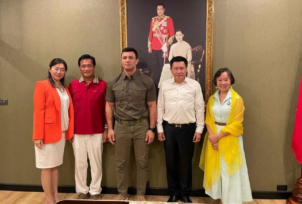 Тищенко покинул Украину еще 30 декабря: появились новые детали скандала