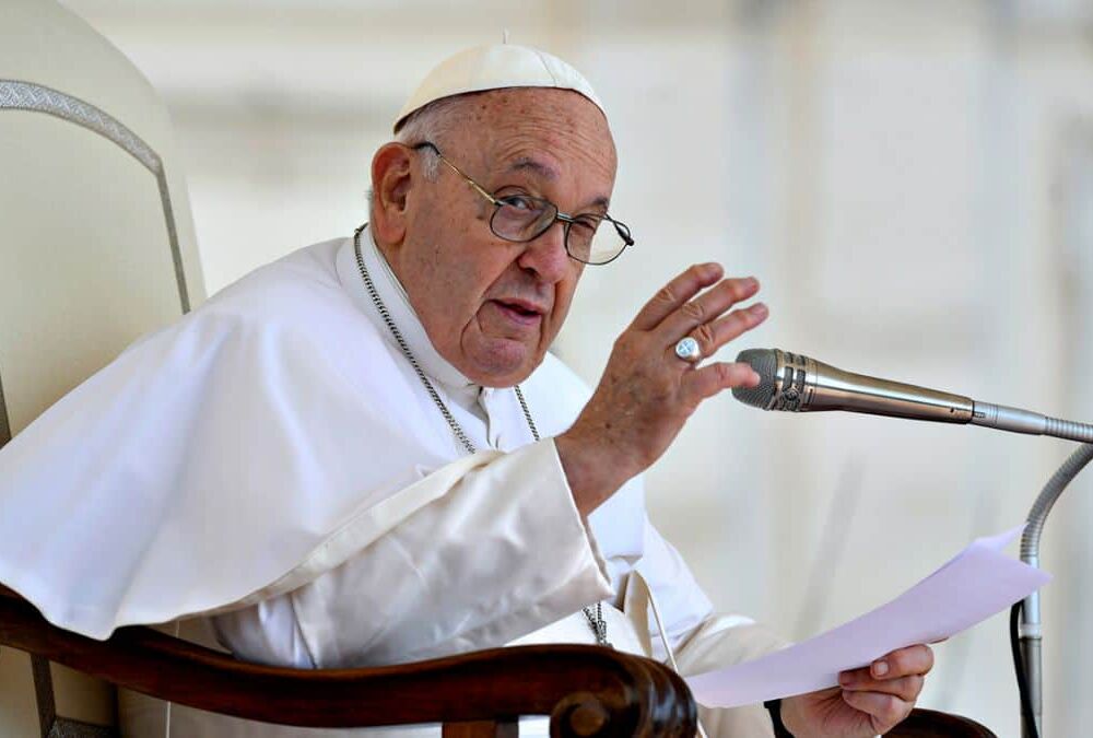 Папа Римський помолився за перемир'я на Різдво по всьому світу