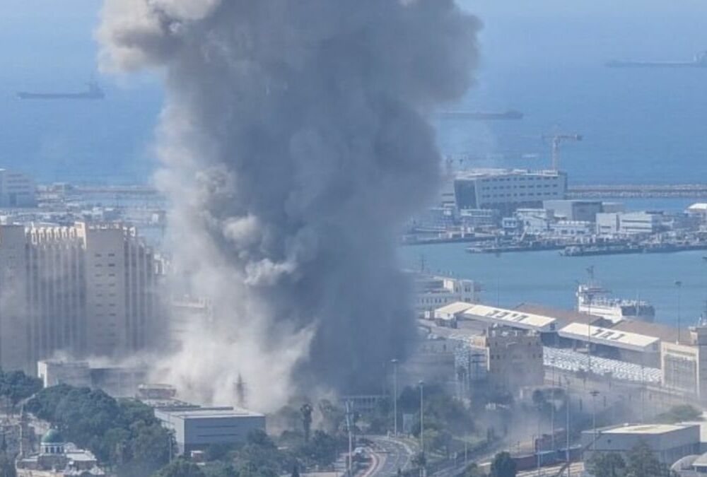 Иран нанес ракетный удар по Хайфе