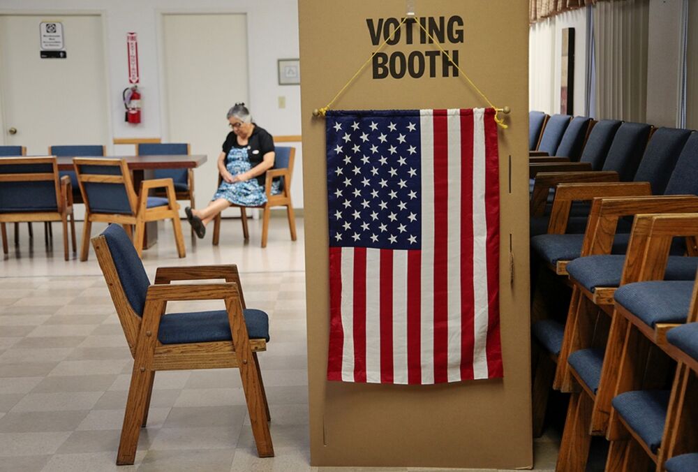 В Белом доме обещают ”непоколебимую” поддержку Украины, если победа на довыборах достанется республиканцам 