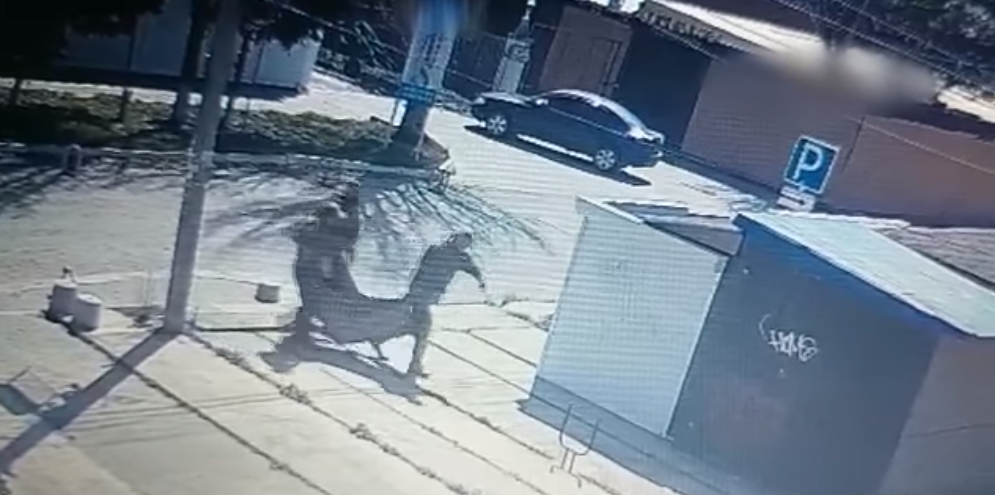 ”Киборг” обвинен в убийстве диверсанта: он вину отрицает, но есть видео, как военные выбрасывают тело