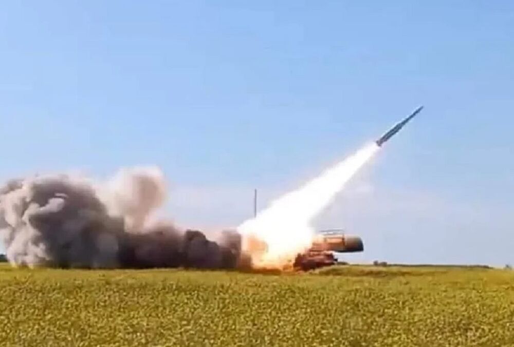 Уламки ракети окупантів потрапили до житлового будинку на Київщині: постраждала дитина