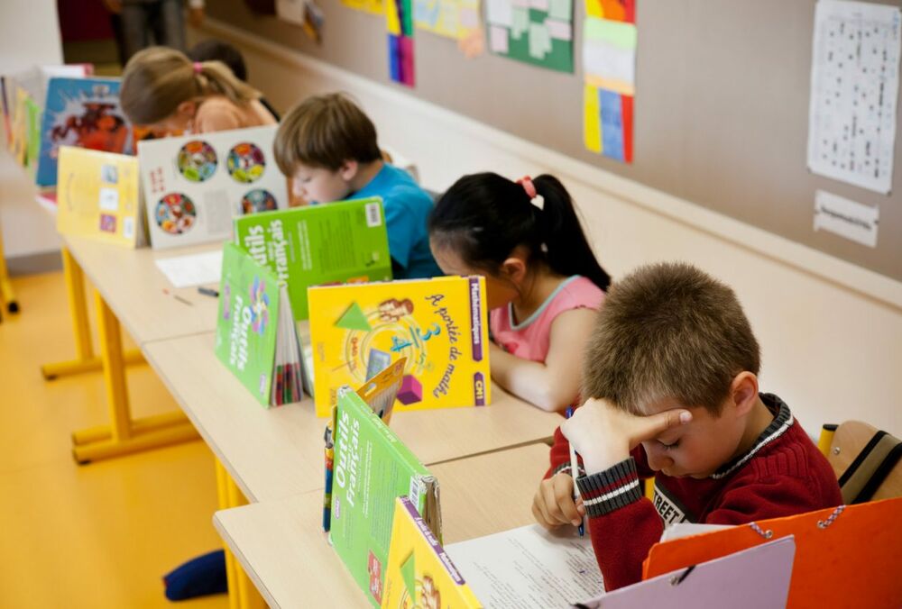 Школы Франции могут прекратить работу на фоне забастовки учителей