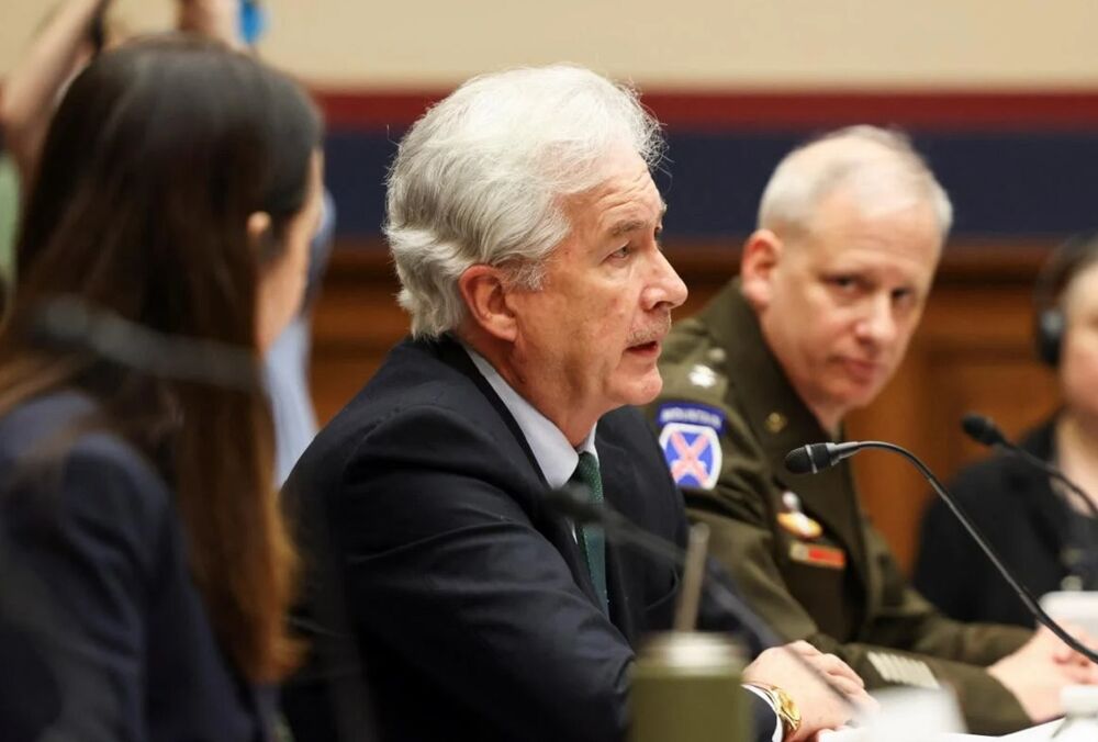 Китай може передати Росії летальну зброю для війни проти України, - директор ЦРУ