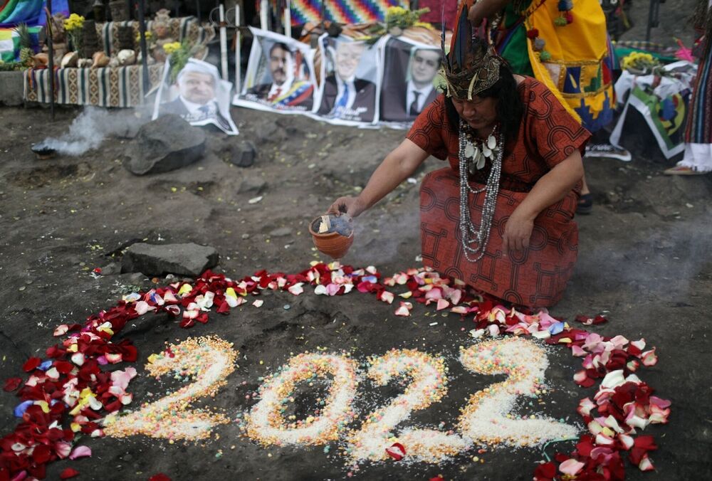 В Перу Шаманы провели ритуал с использованием портрета Зеленского, озвучив неутешительный прогноз: ВИДЕО 