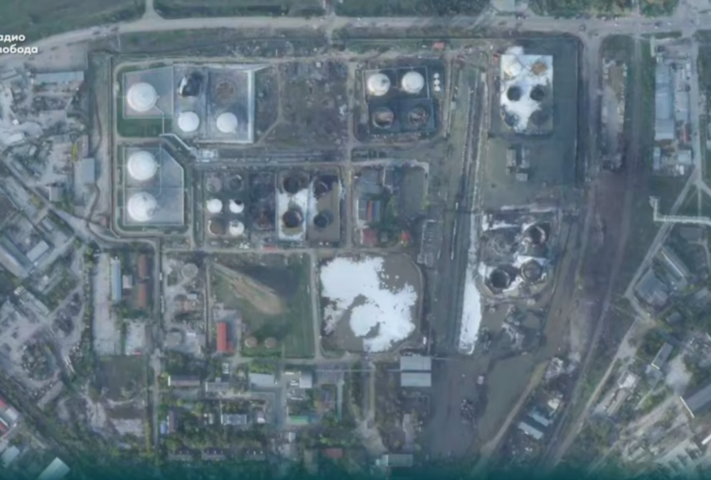 НПЗ в Феодосии: спутниковые снимки показывают, что два украинских удара уничтожили 11 резервуаров