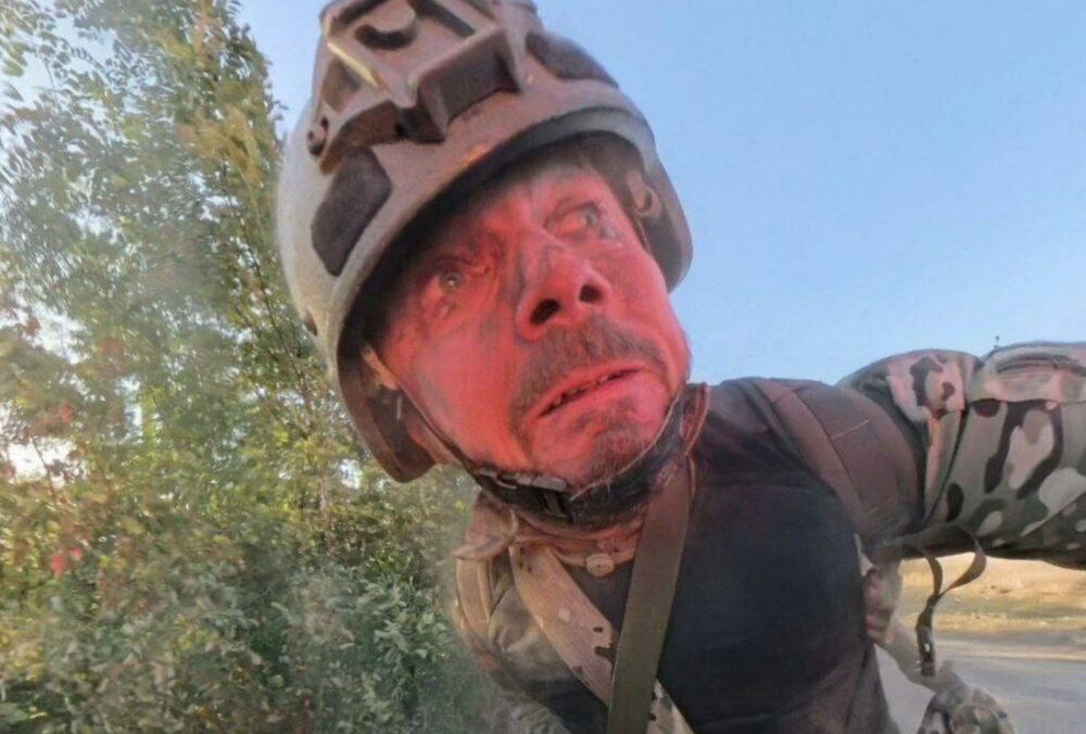 Окупанти скаржаться, що втратили зв'язок із Z-воєнкором Філатовим, який потрапив під обстріл