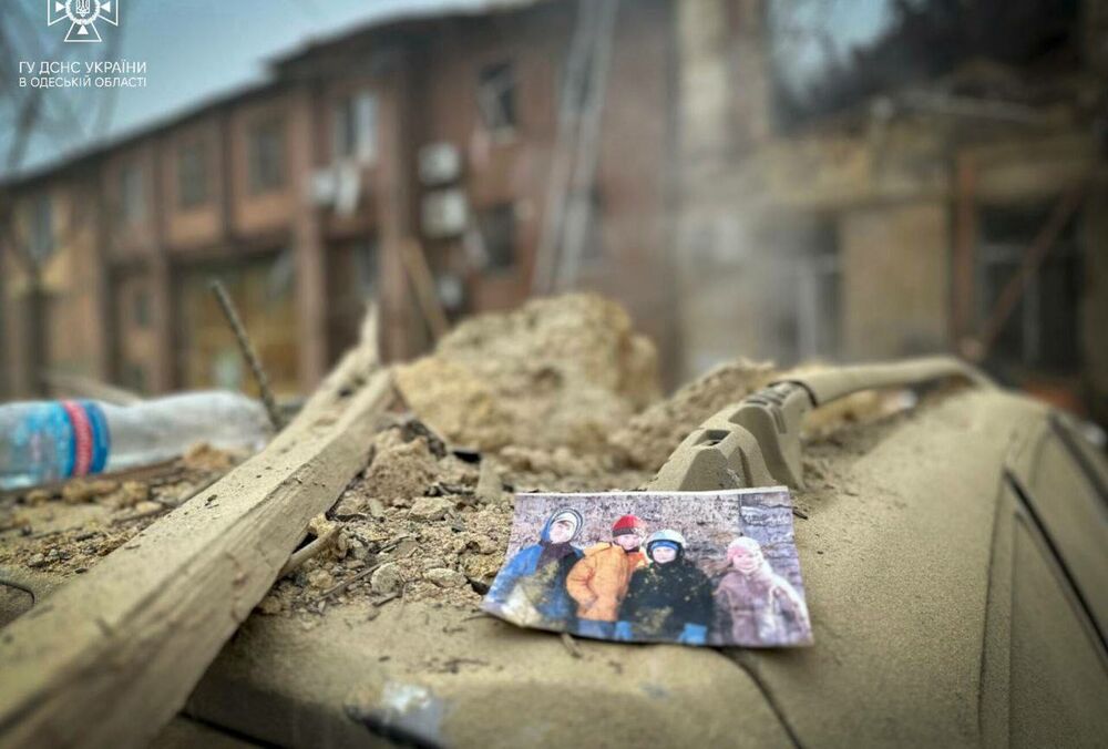 Спасатели напомнили, что делать, если вы оказались под завалами: советы, которые спасут жизнь