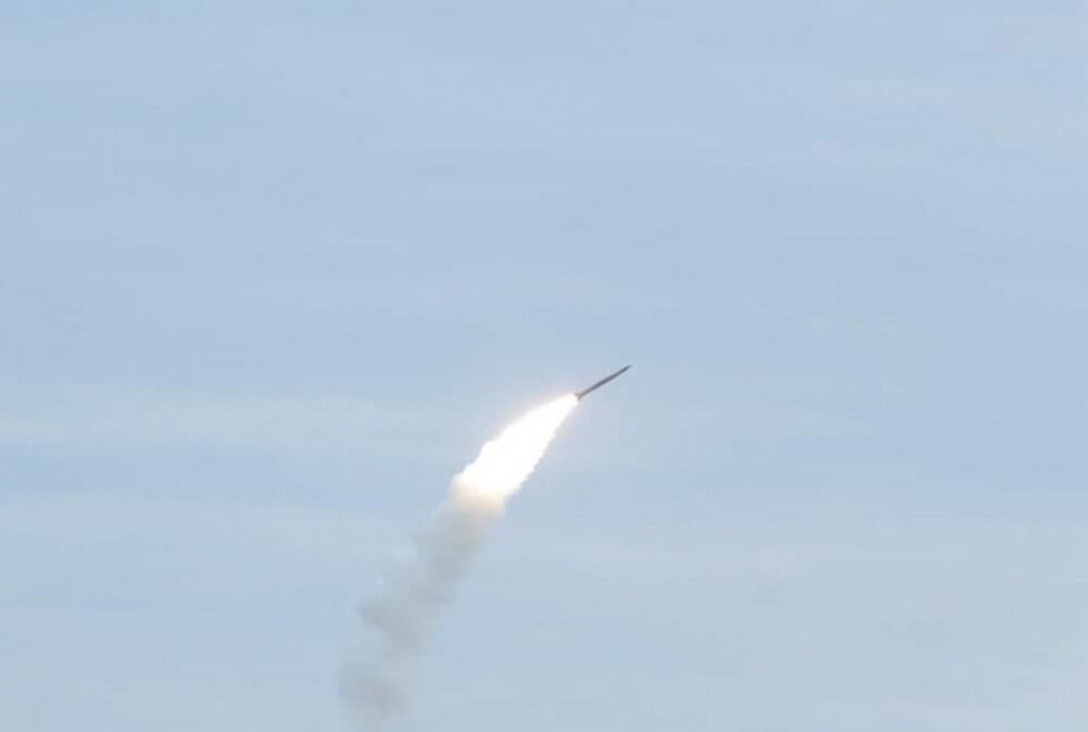У повітряний простір України заходять перші ракети, - Кім У повітряний простір України заходять перші ракети, - Кім