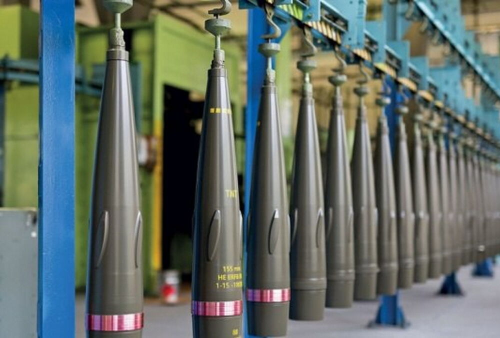 Шмигаль: Україна очікує до квітня отримати достатню кількість снарядів