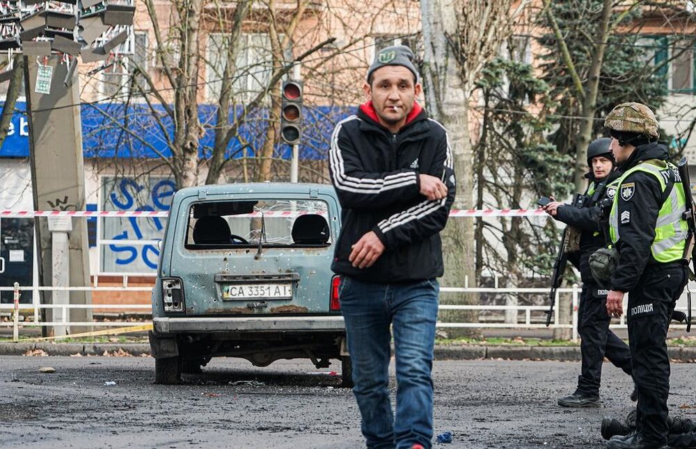 ”Они на 100% знали, что там будут люди”: стали известны подробности жесткого обстрела Херсона 