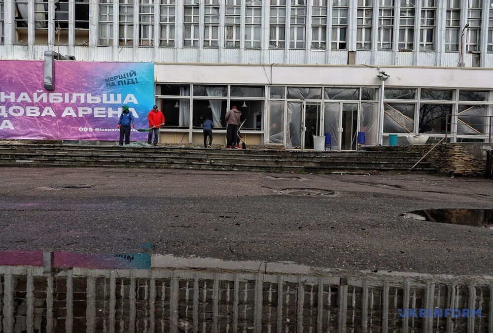 В Одессе растет число пострадавших в результате ракетного удара, поврежден Дворец спорта