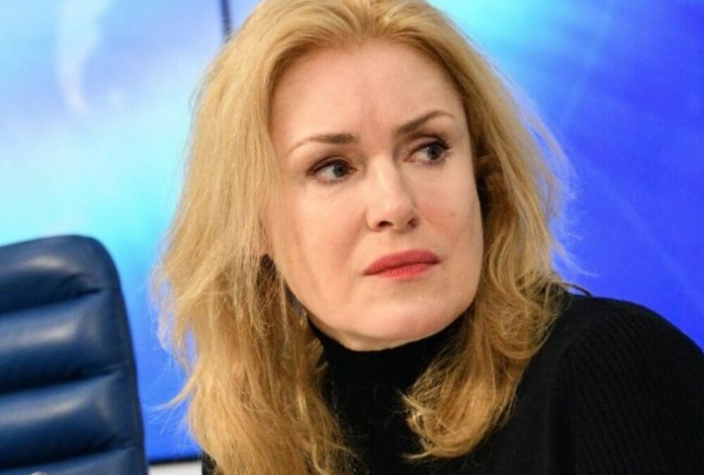 Российская актриса Шукшина просит соотечественников писать доносы на любителей украинской песни  Российская актриса Шукшина просит соотечественников писать доносы на любителей украинской песни