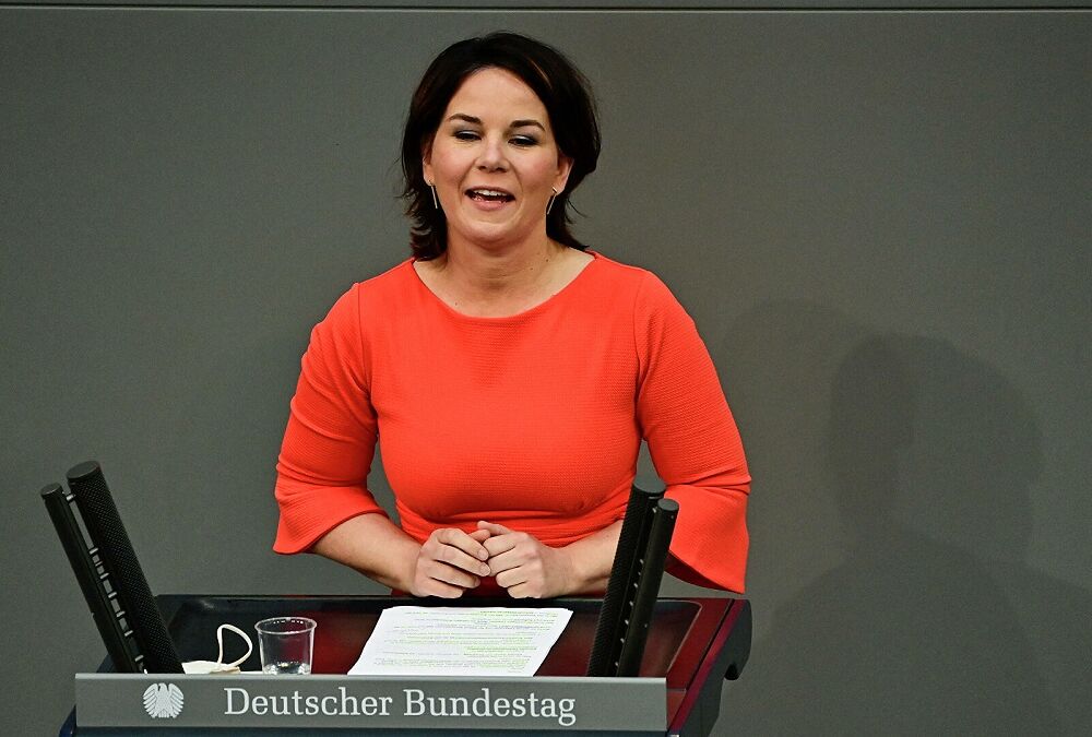 Глава МЗС Німеччини не згодна, що Берлін недостатньо допомагає Україні