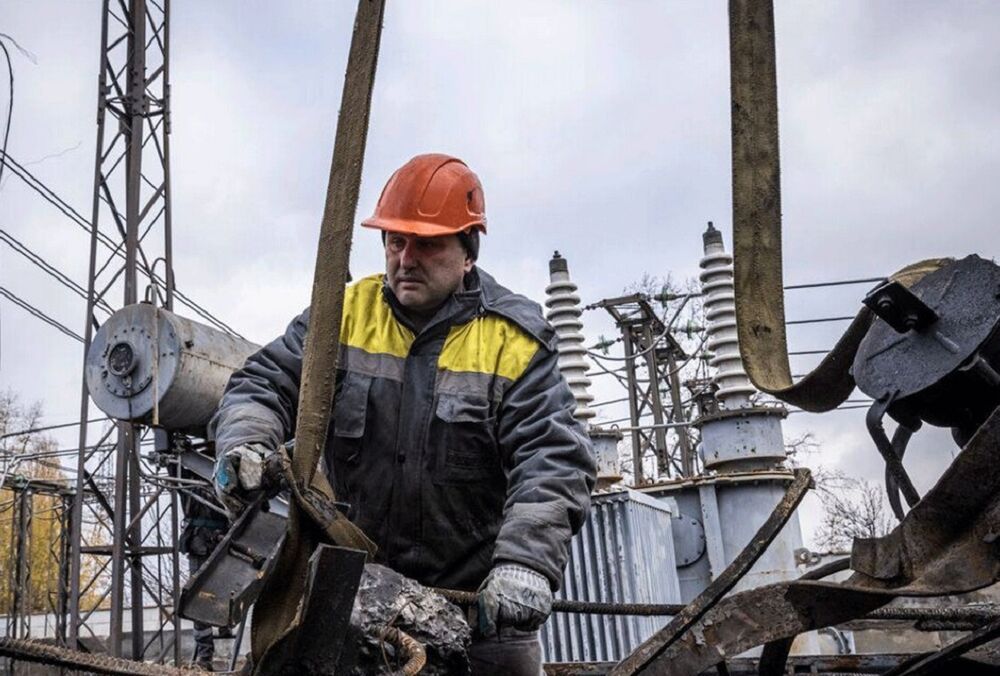 Оккупанты ”шахедами” атаковали подстанцию в Запорожской области