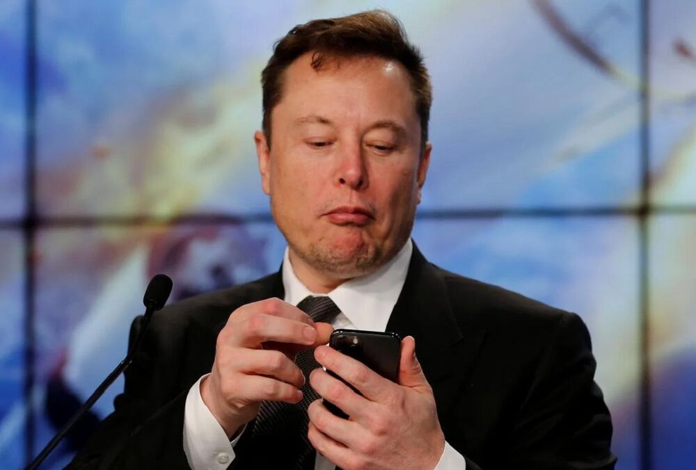 Сенаторы США требуют расследовать действия Маска из-за отключения Starlink возле Крыма 