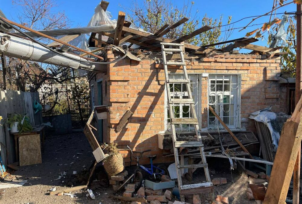 В Никополе из-за вражеских обстрелов погибли двое гражданских