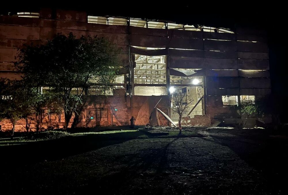 Росіяни масовано обстріляли Одесу: є загиблий (фото)