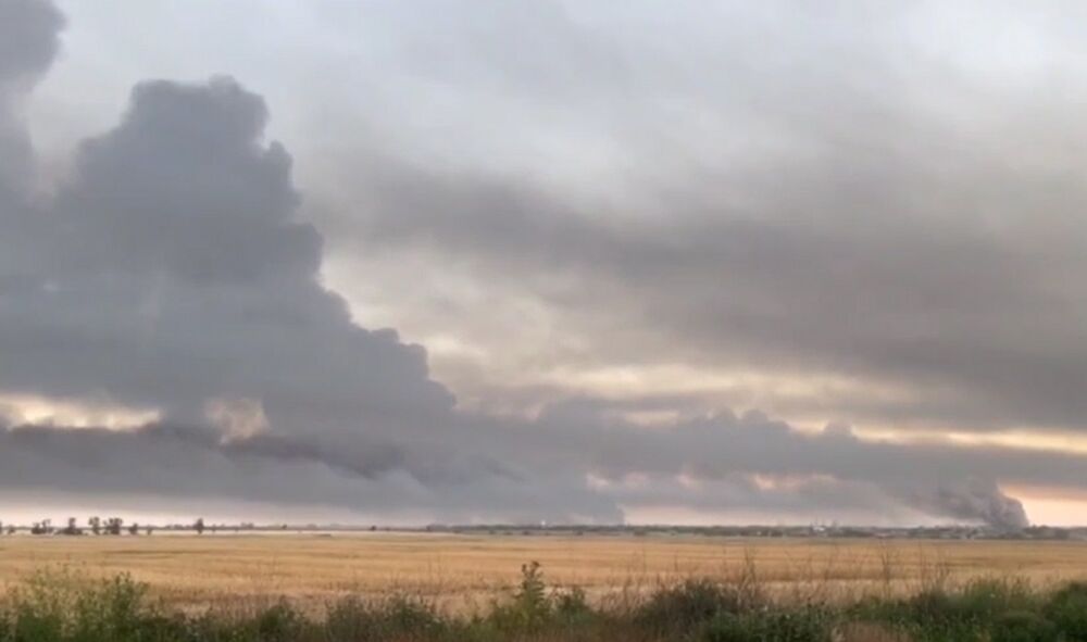 Новий ”бавовна” у Мелітополі: у місті стався інцидент із вибухами