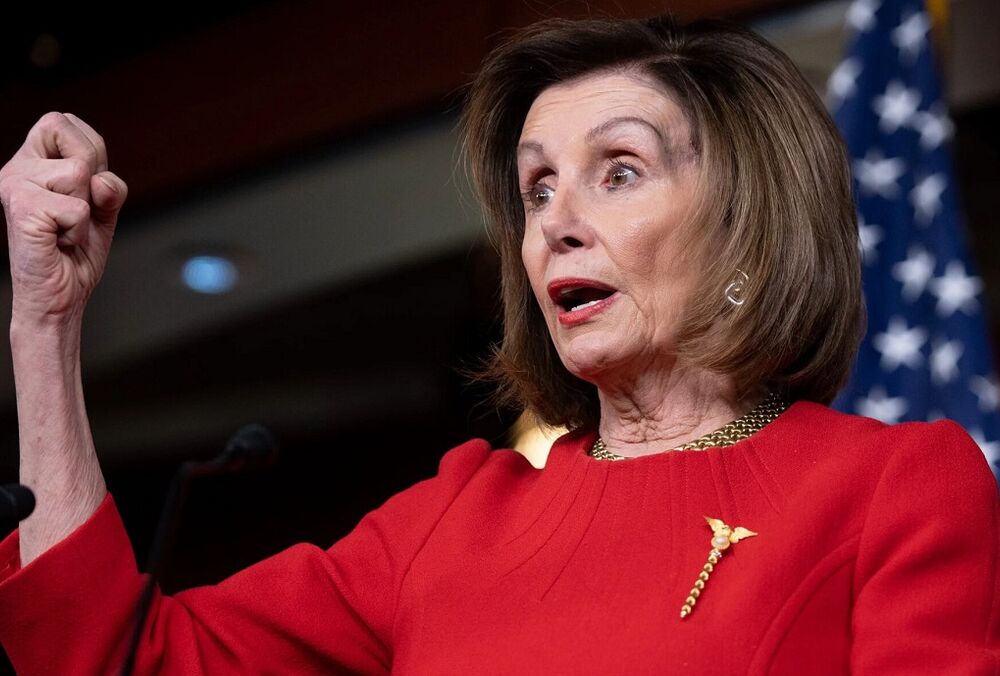 Пелоси просит Госдеп признать РФ государством-террористом: иначе это сделают конгрессмены