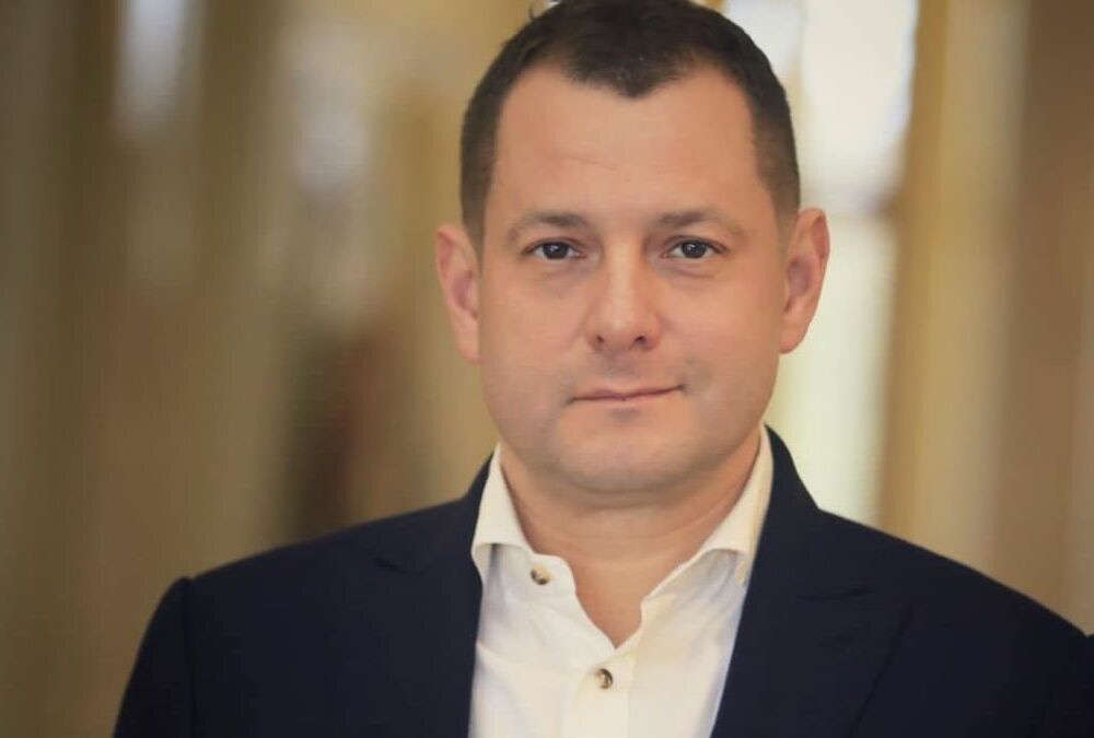 Нардеп із Донеччини склав повноваження Нардеп із Донеччини склав повноваження