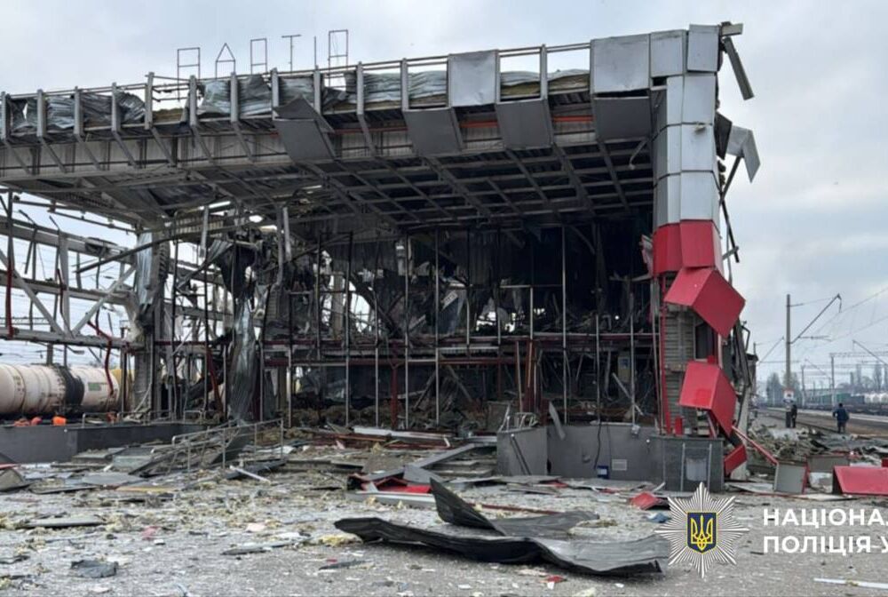 В Фастове после российской атаки полностью уничтожен вокзал: фото