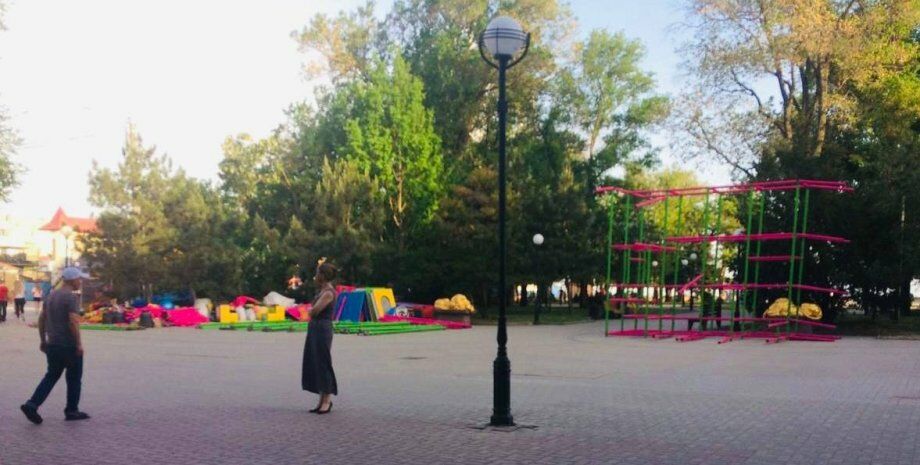 Жителі Бердянська про найближчий курортний сезон: він буде жахливим, у санаторіях будуть росіяни