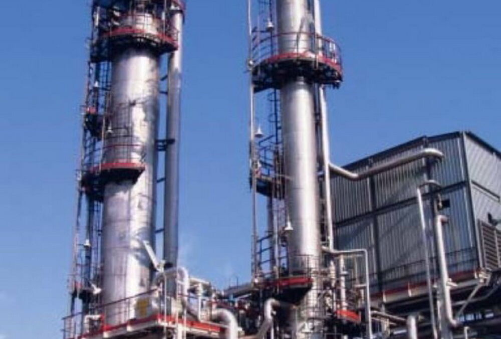 Украинские дроны атаковали газоперерабатывающий завод в Волгоградской области