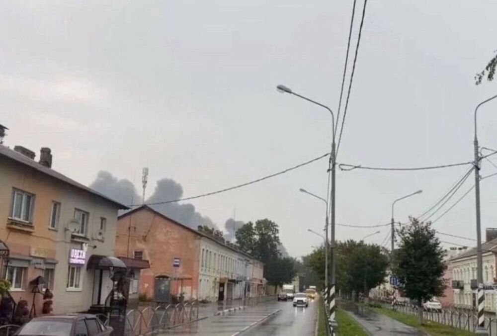 В России заявили об атаке на военный аэродром в Новгородской области