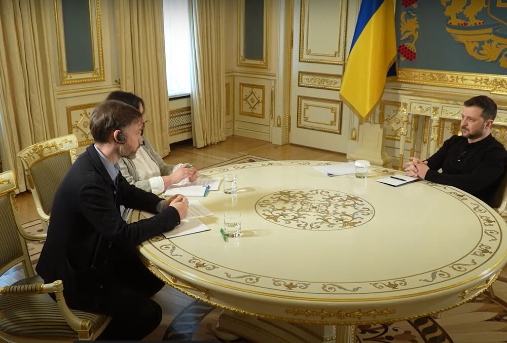 При ударе по российскому пункту управления в Курской области погибли 20 офицеров, - Зеленский