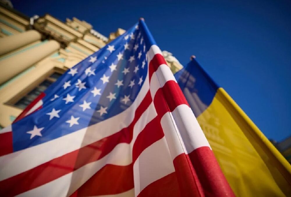 Из-за проблем с госдолгом США перестали готовить новую помощь Украине 
