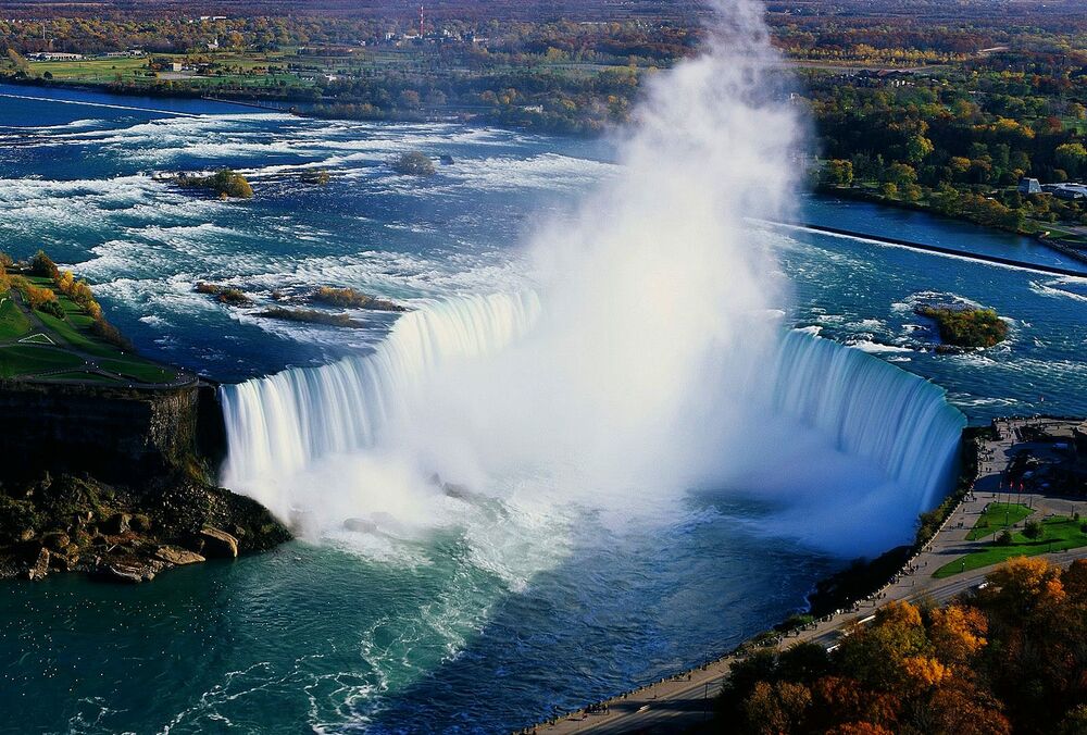 Ніагарський водоспад підсвітять кольорами українського прапора Ніагарський водоспад підсвітять кольорами українського прапора