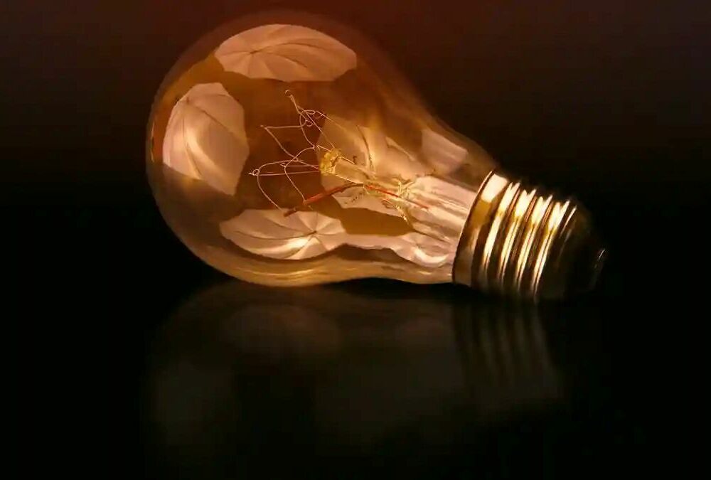 В Україні запровадили аварійні відключення світла