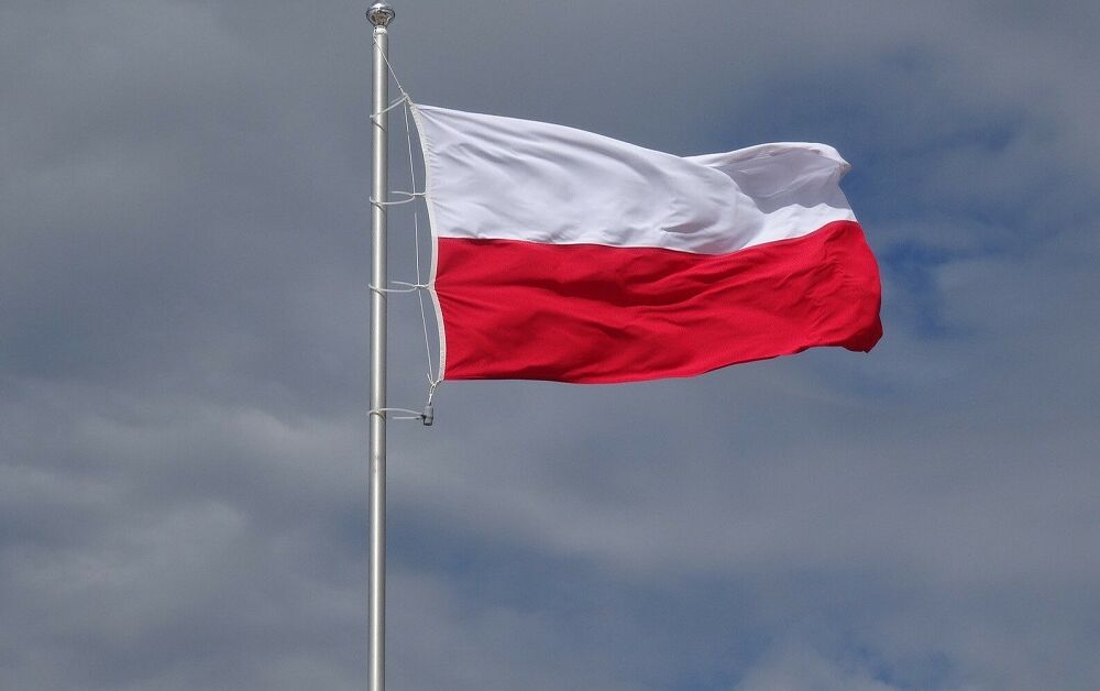  У Польщі не виключили початок постачання зброї в Україну