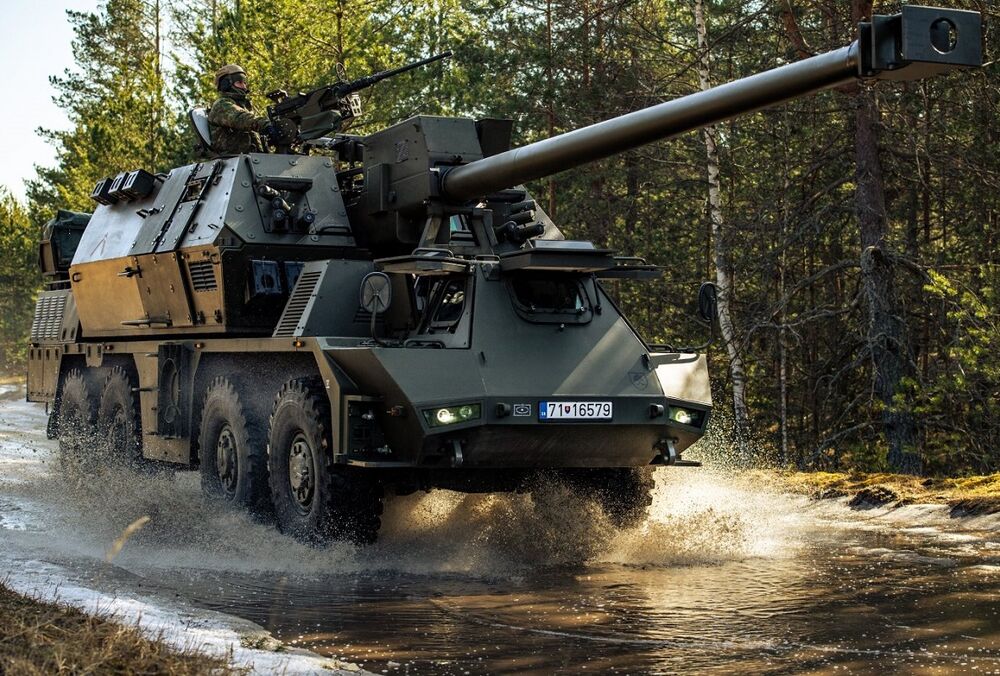 Посол пояснив, як Україна продовжуватиме отримувати зброю зі Словаччини попри позицію Фіцо 