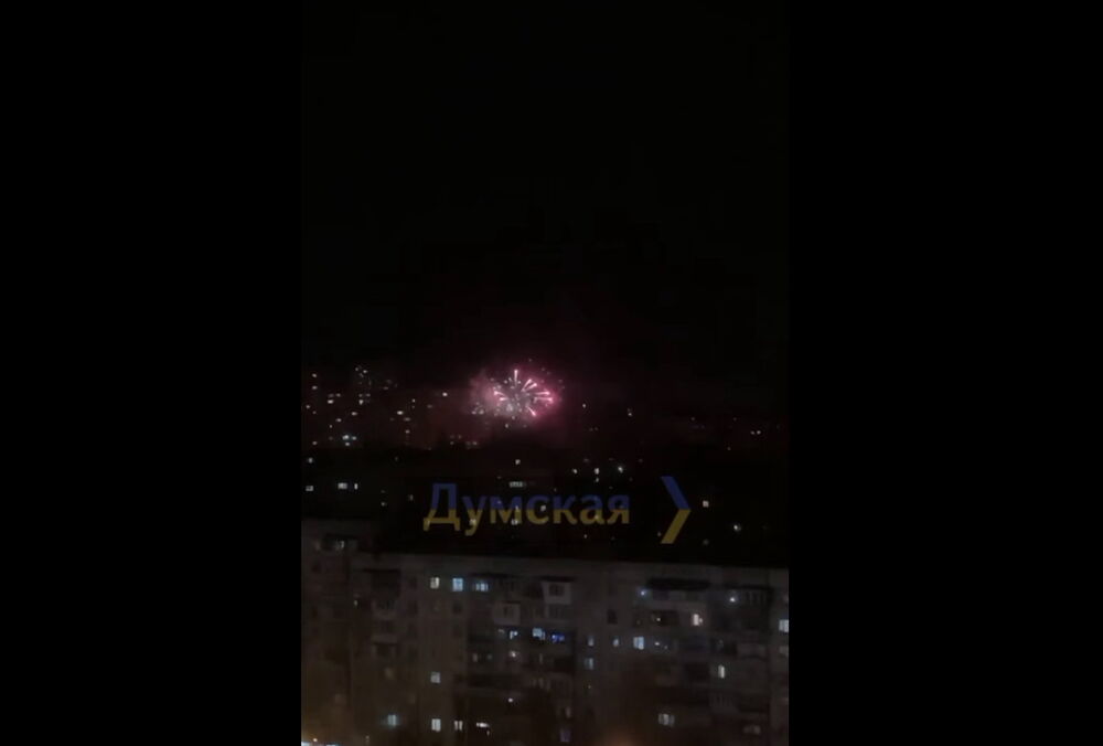 В Одесі неадеквати запускали феєрверки під час обстрілу центру міста: відео