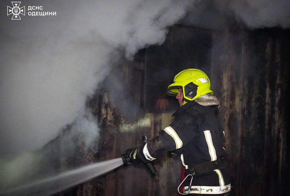 Россия массированно атаковала дронами Черноморск