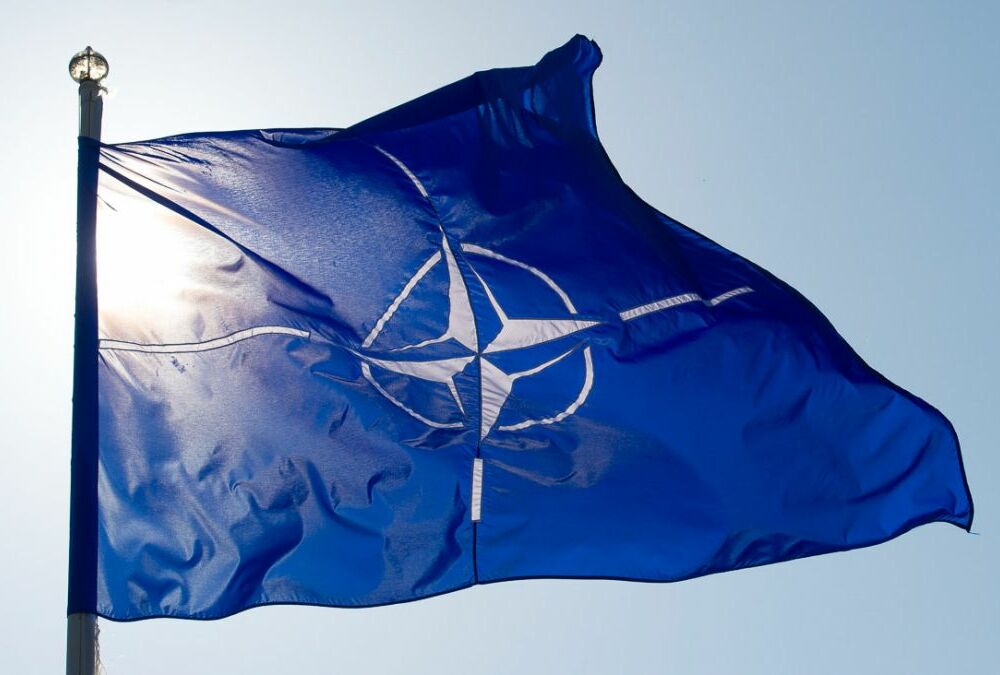 В НАТО хотят официально зафиксировать позицию по отправке войск в Украину, - СМИ