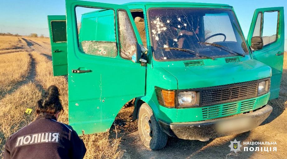 В Одесской области автостопщик в военной форме взорвал гранату в грузовике В Одесской области автостопщик в военной форме взорвал гранату в грузовике